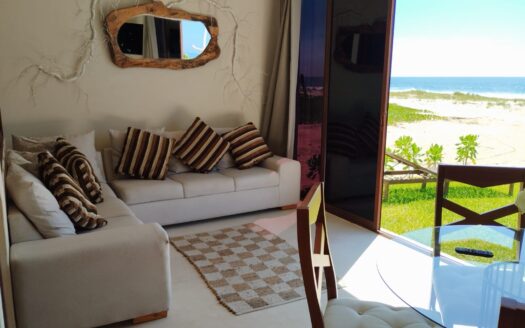 Casita de 2 recamaras a pie de playa, residencia cerrada – Vendida