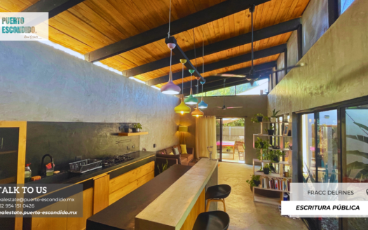 Hermosa Casa Cerca del Mercado Zicatela – Vendido