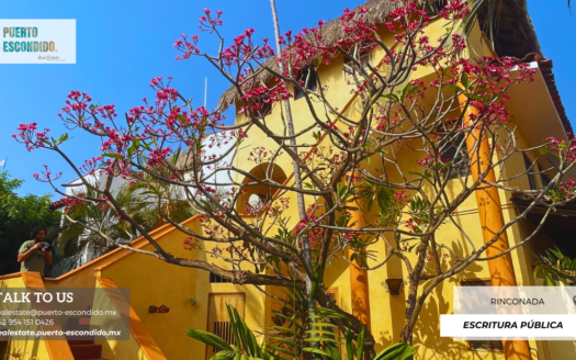 Versatile Home Near Carrizalillo Beach