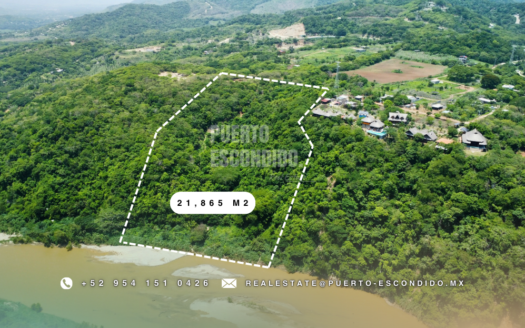 Terreno Junto al Río en La Barra de Navidad